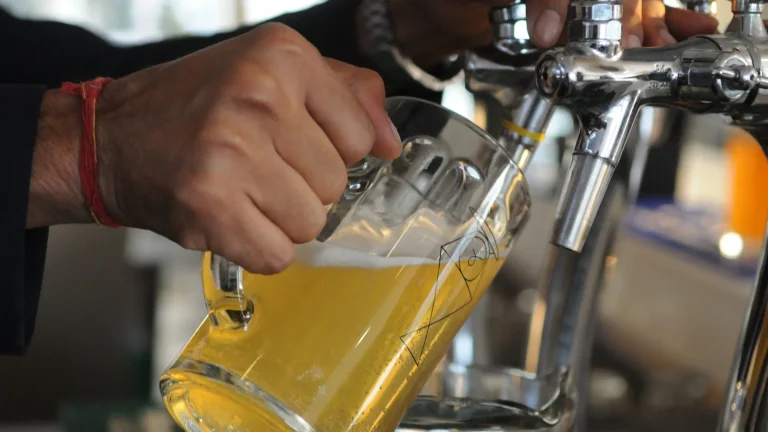 Canteen liquor to get more expensive under new Delhi excise rules