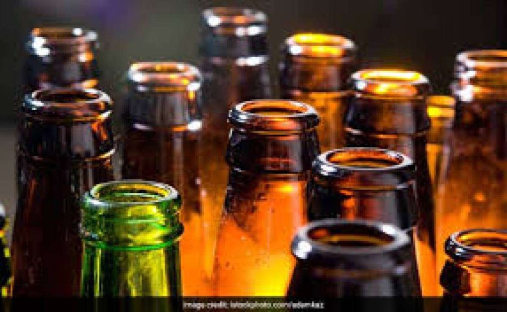 25 quarters of illegal liquor seized in Shajapur