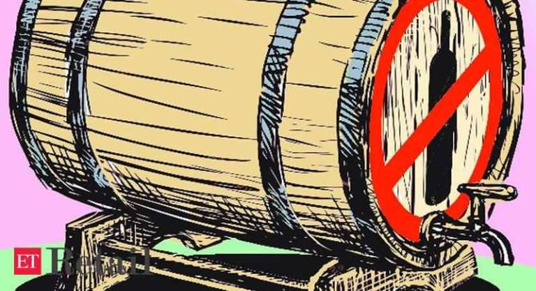 300 cartons of liquor being smuggled from Chandigarh to Punjab seized