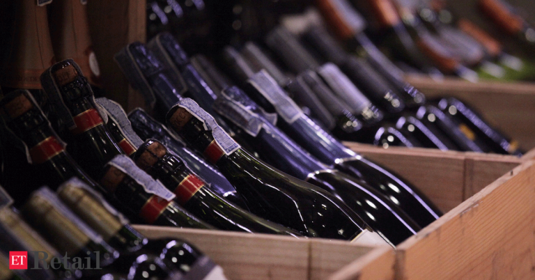 Liquor from cashew apples, Mohua flowers is now IMFL: Maha Excise dept