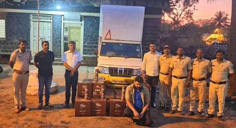 Belagavi: Excise dept seizes huge quantity of high-end liquor transported illegally from Goa