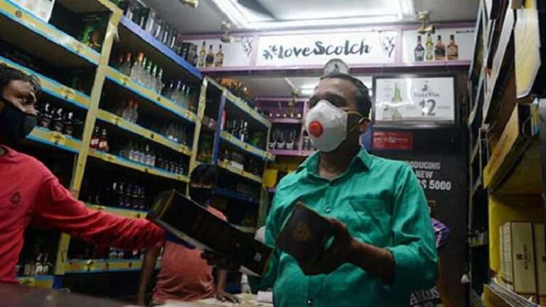 Telangana excise department rakes in billions in revenue through liquor shop applications