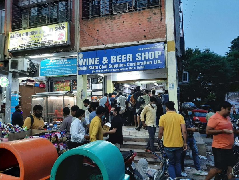 Delhis Liquor Bonanza: Record-Breaking Rs 526 Crore Sales Surpass Expectations