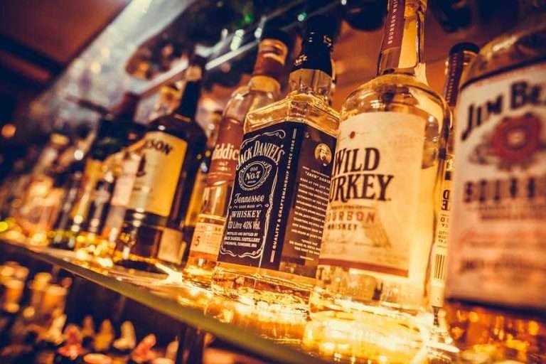 Organised liquor industry to see rise in revenue on strong demand: Report