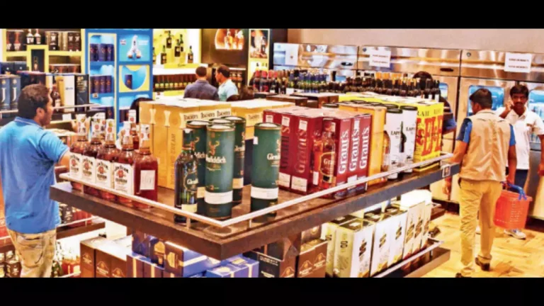 A total of 3,736 liquor shops will be allocated through a lottery system